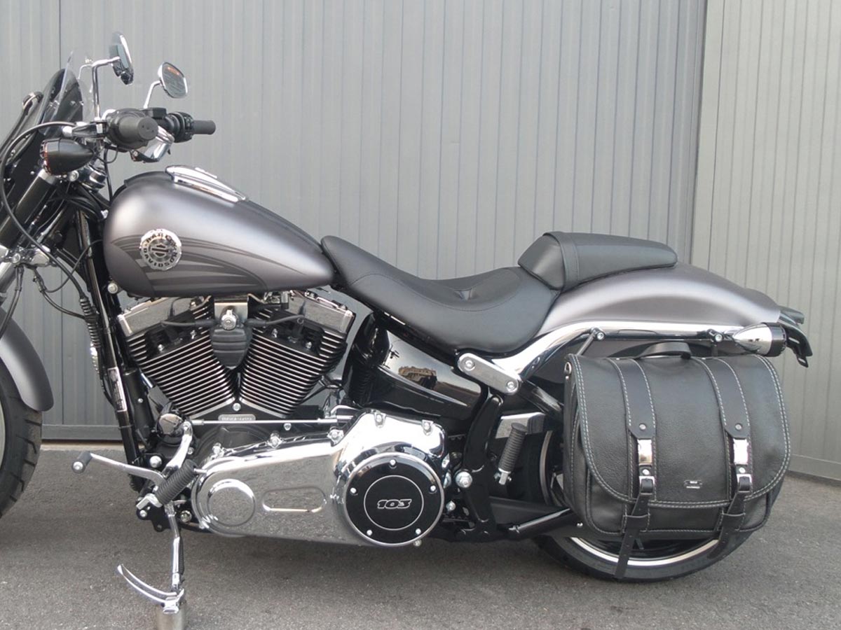 MCJ Business Bag in Black leather Seitentasche Leder mit Halterung für Harley , Triumph, BMW