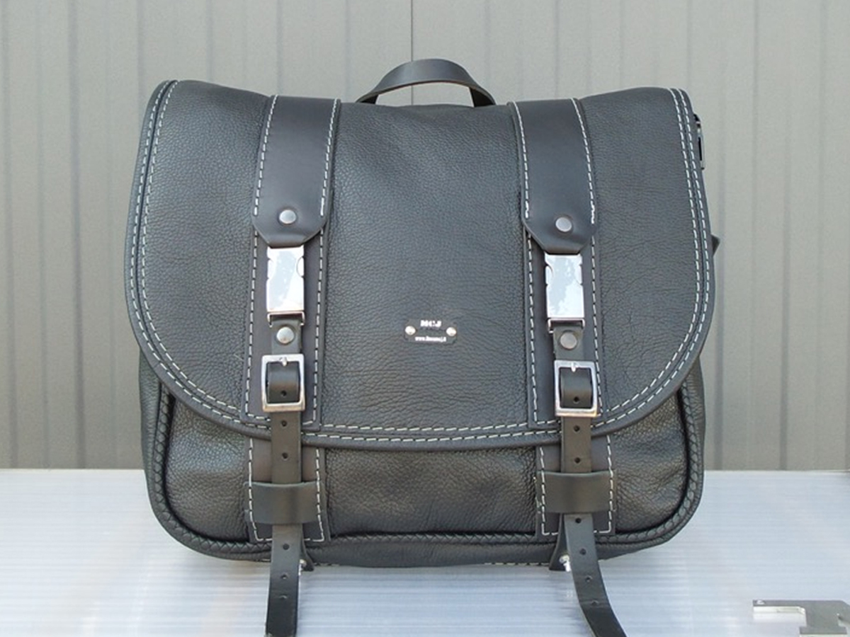 MCJ Business Bag in Black leather Seitentasche Leder mit Halterung für Harley , Triumph, BMW